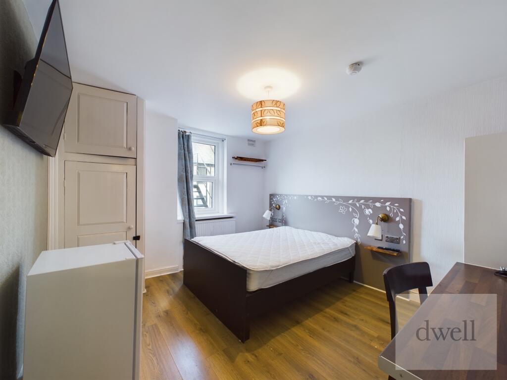 1 bed House Share for rent in Harrogate. From Dwell - Headingley