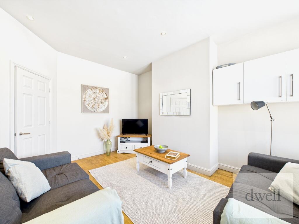 3 bed House Share for rent in Troydale. From Dwell - Headingley 3 bed House Share for rent in Troydale. From Dwell - Headingley