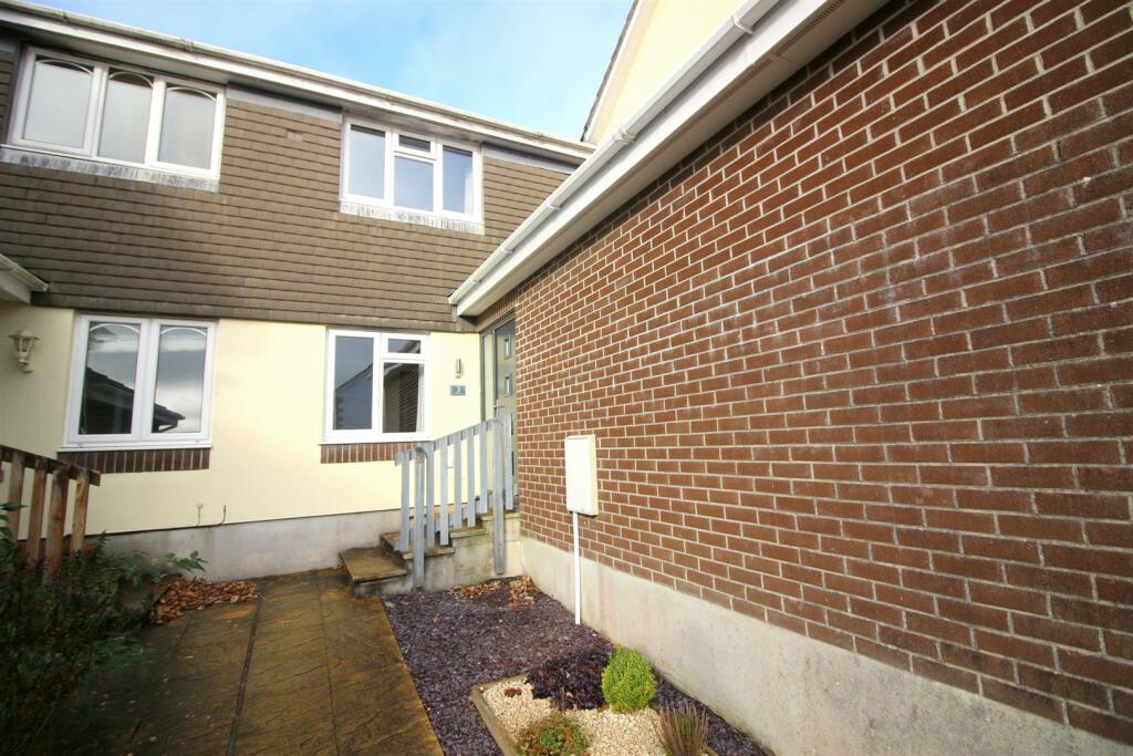 2 bed Mid Terraced House for rent in St Ann's Chapel. From Wainwright Estate Agents - Saltash