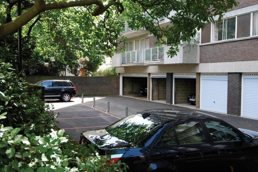 Garages for rent in London. From Wedgewood Estates