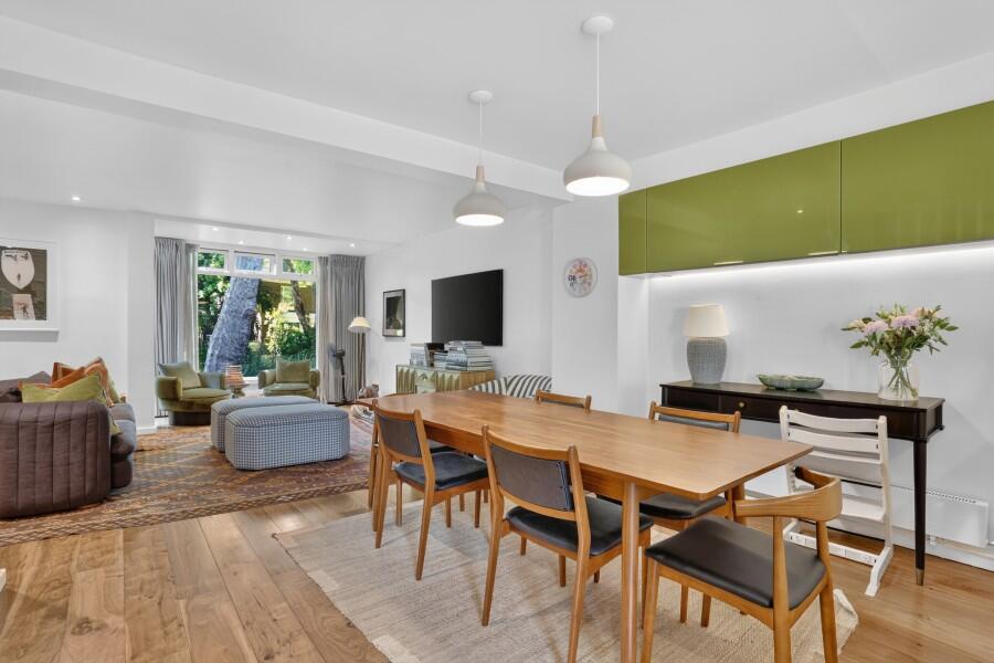 4 bed Town House for rent in Kensington. From Wedgewood Estates - London