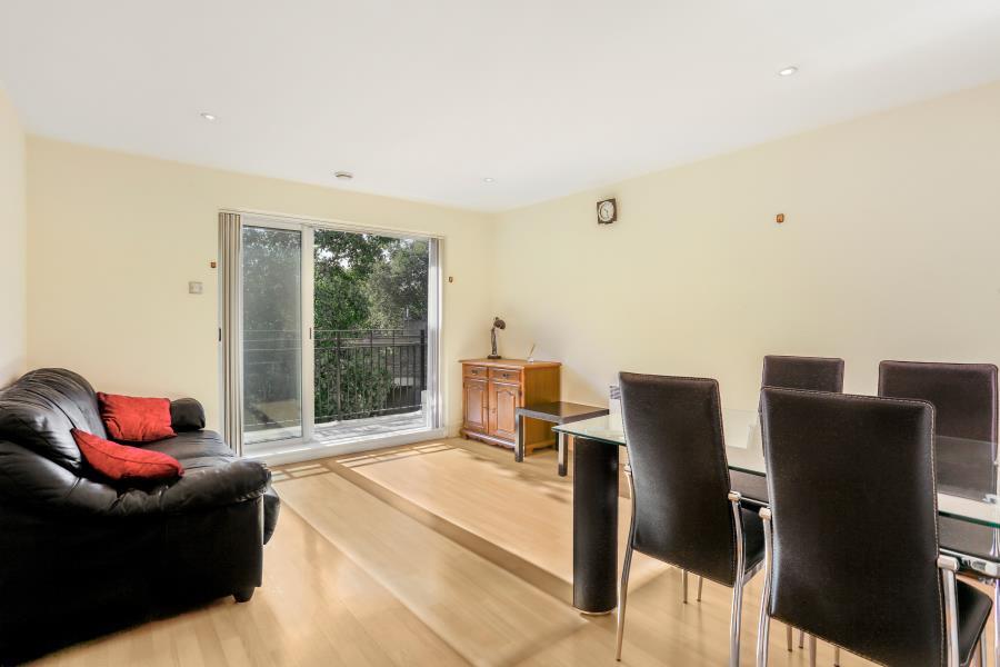2 bed Apartment for rent in London. From Wedgewood Estates - London