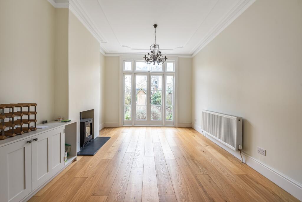 3 bed Detached for rent in London. From Kinleigh Folkard & Hayward - Sales - Southfields