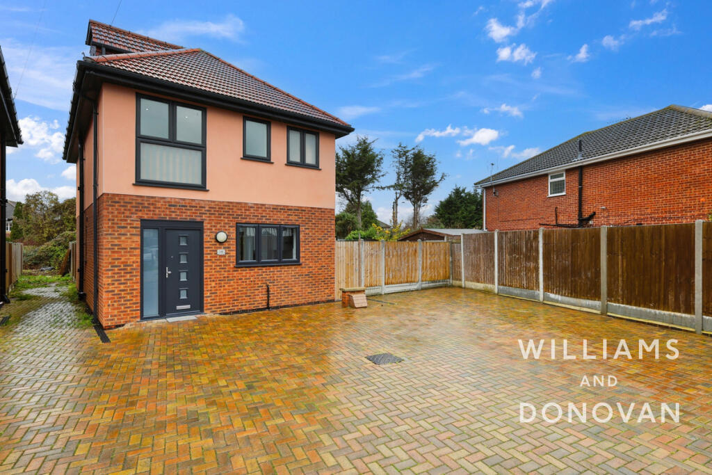 4 bed Detached for rent in Canvey Island. From Williams and Donovan - Benfleet