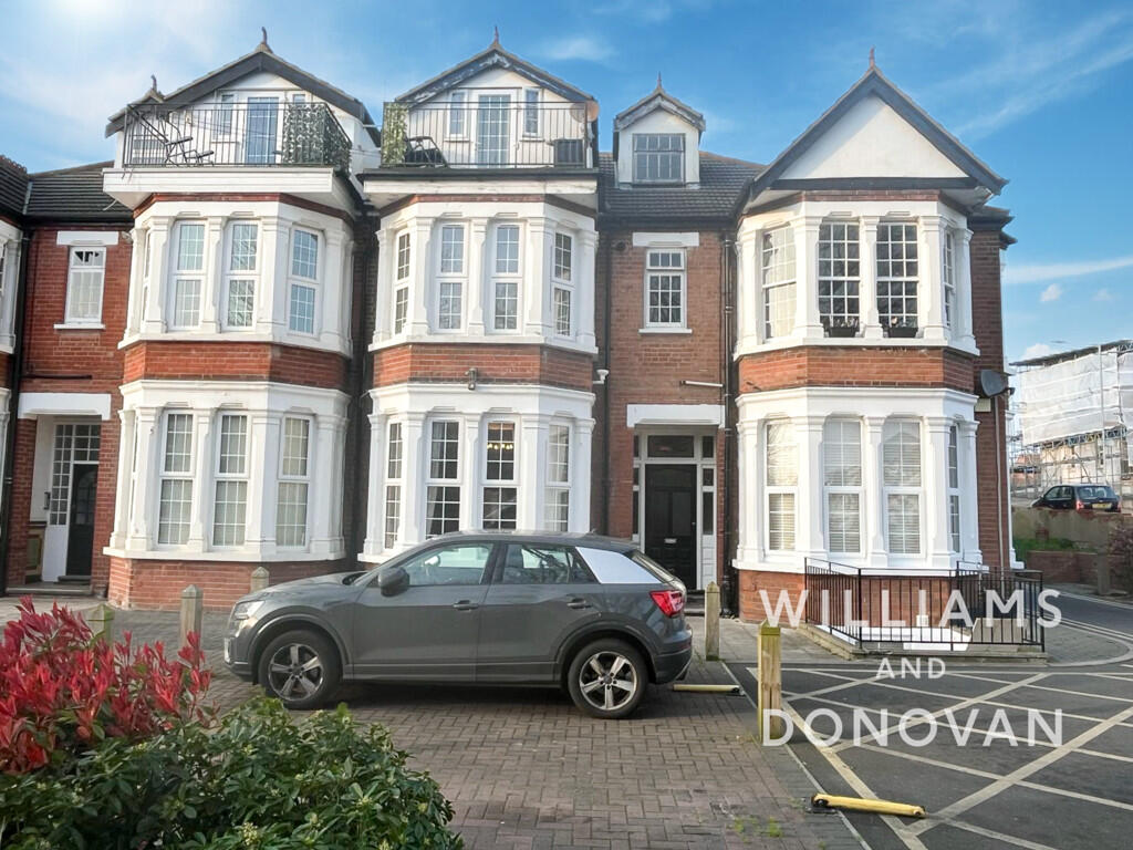 2 bed Apartment for rent in Southend-on-Sea. From Williams and Donovan - Benfleet 2 bed Apartment for rent in Southend-on-Sea. From Williams and Donovan - Benfleet