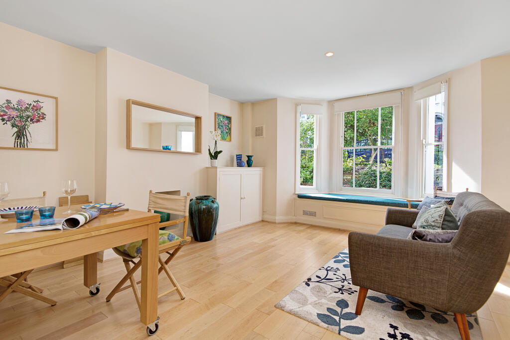 2 bed Flat for rent in Wandsworth. From Winchester White - Battersea