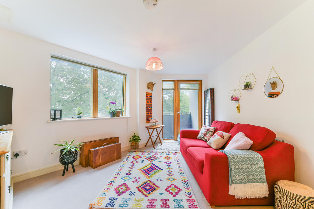 1 bed 1st Floor Flat for rent in Battersea. From Winchester White - Battersea