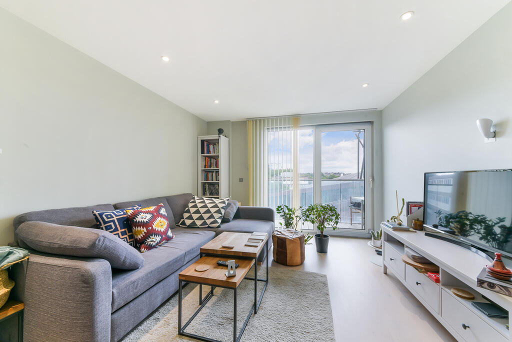 1 bed 1st Floor Flat for rent in Battersea. From Winchester White - Battersea 1 bed 1st Floor Flat for rent in Battersea. From Winchester White - Battersea