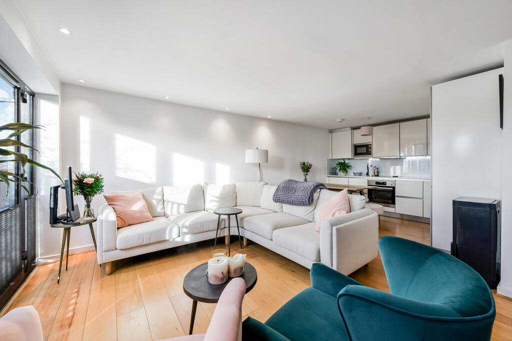 2 bed 1st Floor Flat for rent in Battersea. From Winchester White - Battersea 2 bed 1st Floor Flat for rent in Battersea. From Winchester White - Battersea