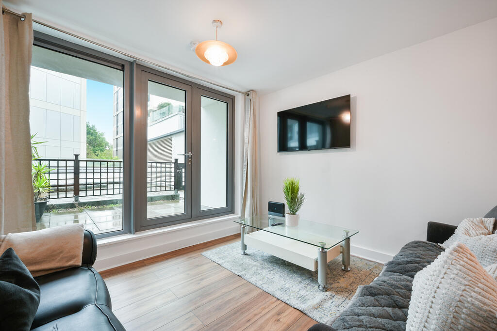 1 bed 1st Floor Flat for rent in Wandsworth. From Winchester White - Battersea