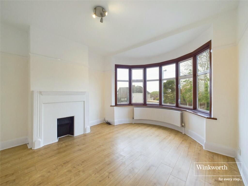 3 bed Mid Terraced House for rent in London. From Winkworth - Kingsbury