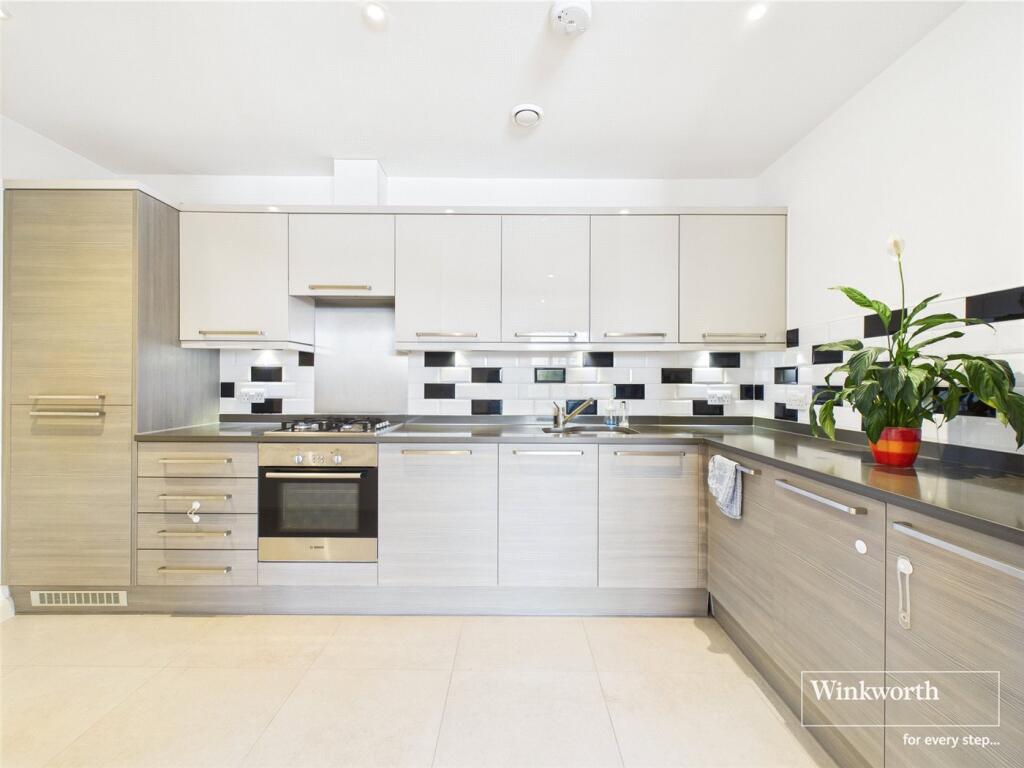 2 bed Apartment for rent in Hendon. From Winkworth - Kingsbury