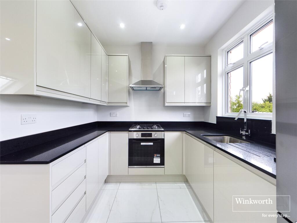 3 bed Apartment for rent in Wembley. From Winkworth - Kingsbury - Sales