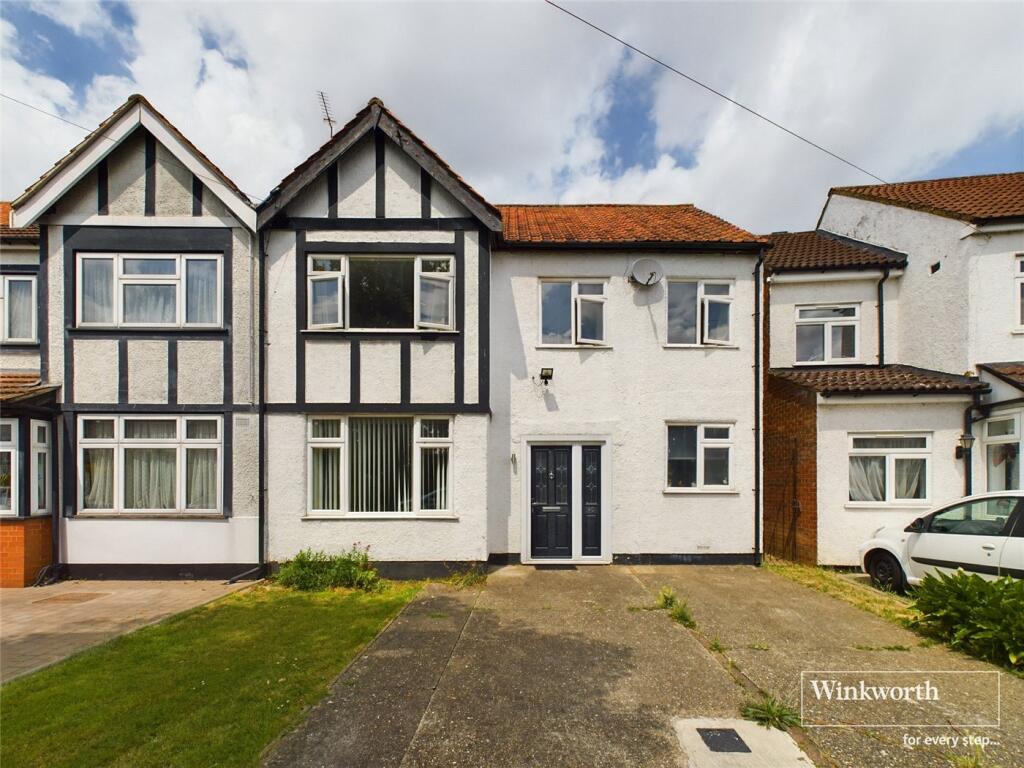 4 bed Semi Detached for rent in Hendon. From Winkworth - Kingsbury