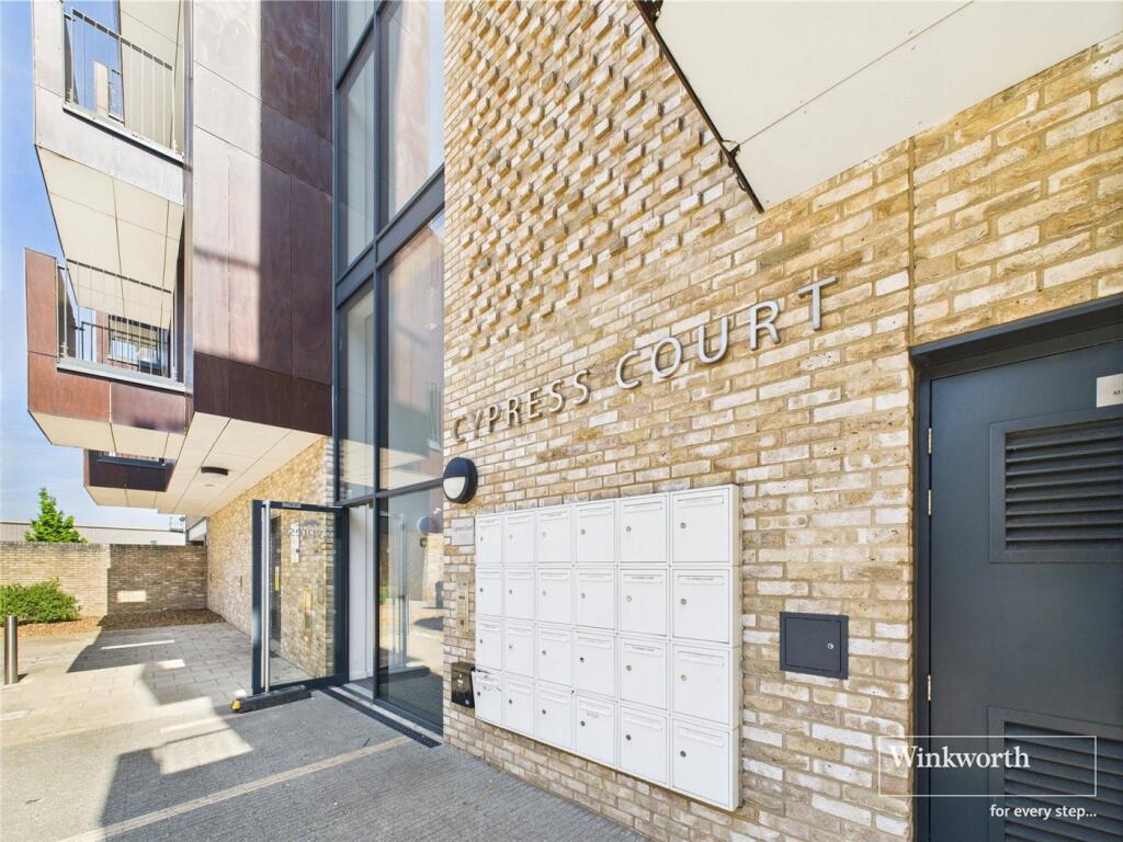 2 bed Apartment for rent in London. From Winkworth - Kingsbury
