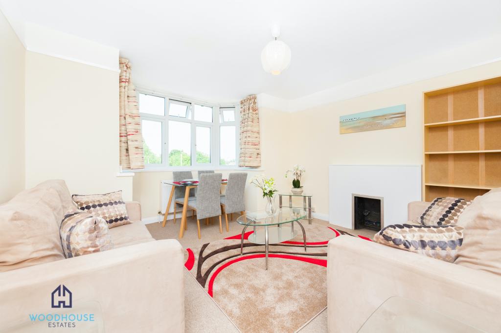 2 bed Flat for rent in London. From WOODHOUSE ESTATES AGENTS