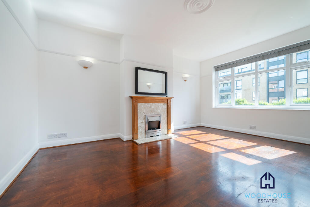1 bed 1st Floor Flat for rent in Friern Barnet. From WOODHOUSE ESTATES AGENTS