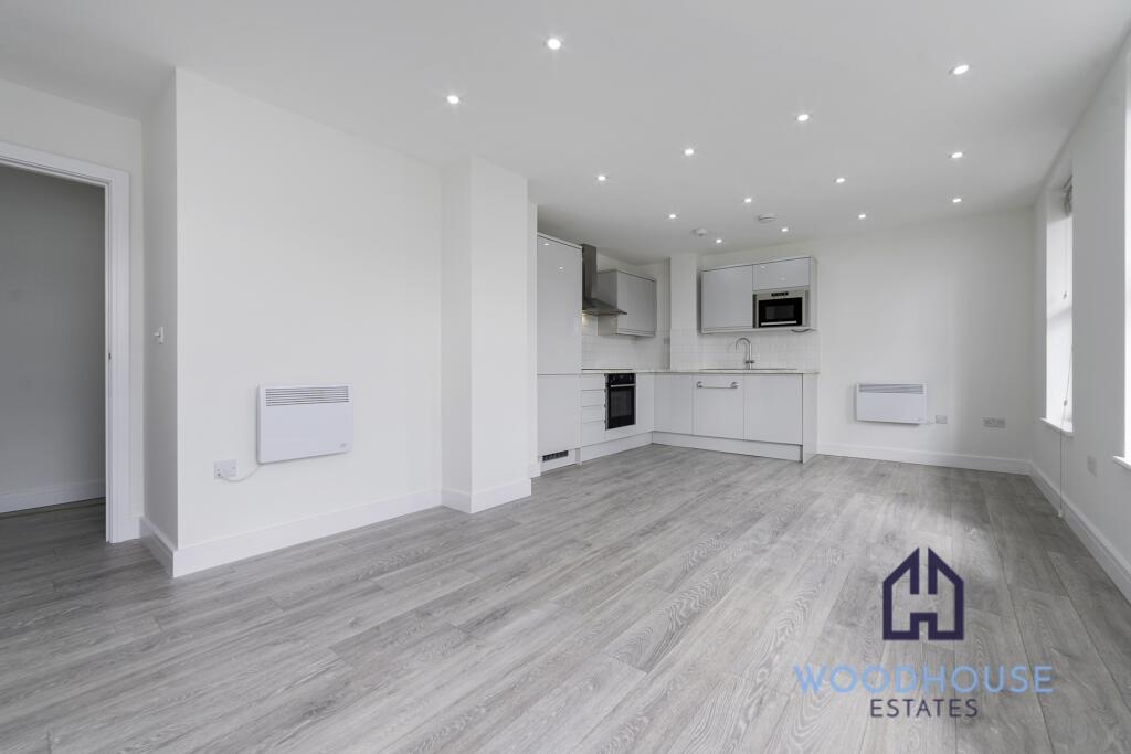 1 bed 1st Floor Flat for rent in Barnet. From WOODHOUSE ESTATES AGENTS