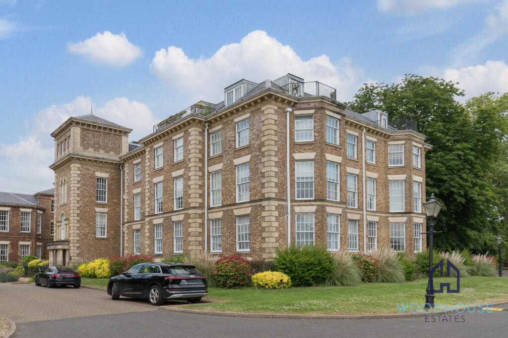 2 bed 1st Floor Flat for rent in Friern Barnet. From WOODHOUSE ESTATES AGENTS