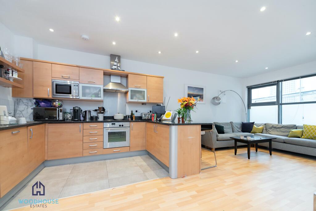2 bed Annexe for rent in Bermondsey. From WOODHOUSE ESTATES AGENTS 2 bed Annexe for rent in Bermondsey. From WOODHOUSE ESTATES AGENTS