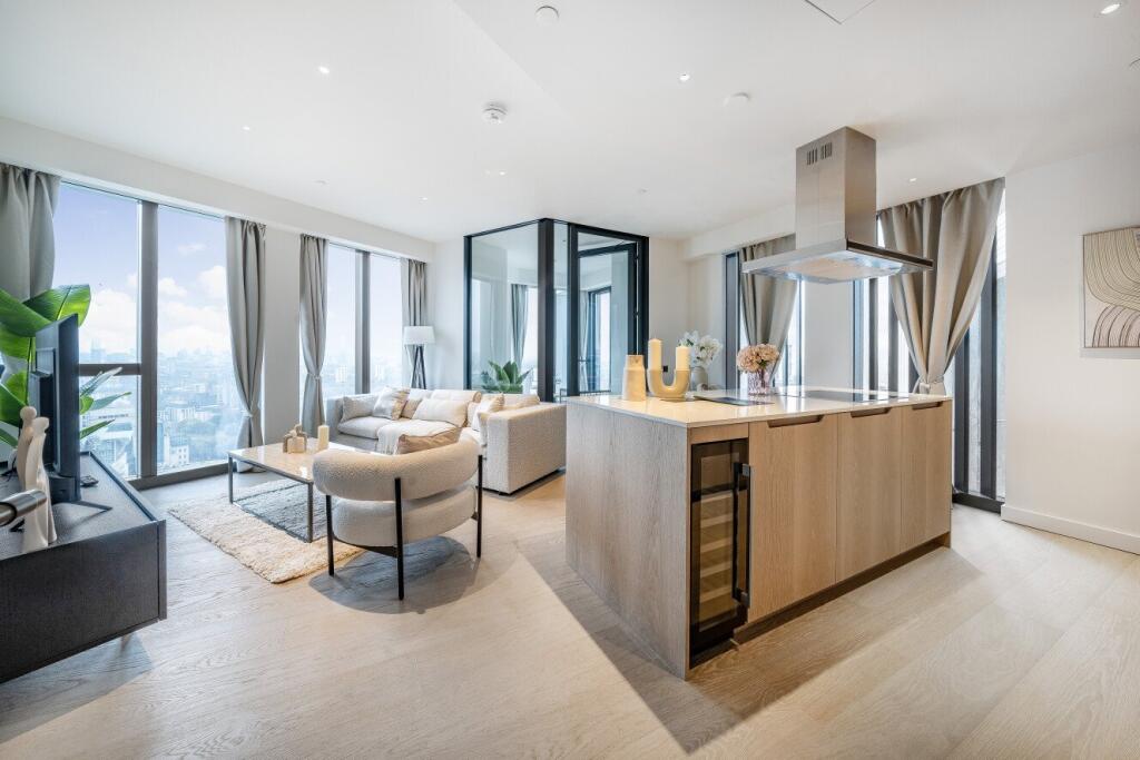 2 bed 1st Floor Flat for rent in London. From Kinleigh Folkard & Hayward - Lettings - Battersea Park Lettings 2 bed 1st Floor Flat for rent in London. From Kinleigh Folkard & Hayward - Lettings - Battersea Park Lettings