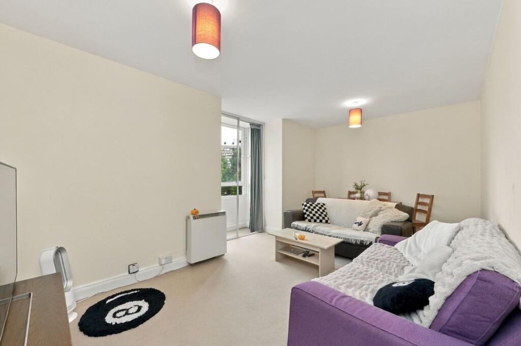 2 bed 1st Floor Flat for rent in London. From Kinleigh Folkard & Hayward - Lettings - Battersea Park Lettings 2 bed 1st Floor Flat for rent in London. From Kinleigh Folkard & Hayward - Lettings - Battersea Park Lettings