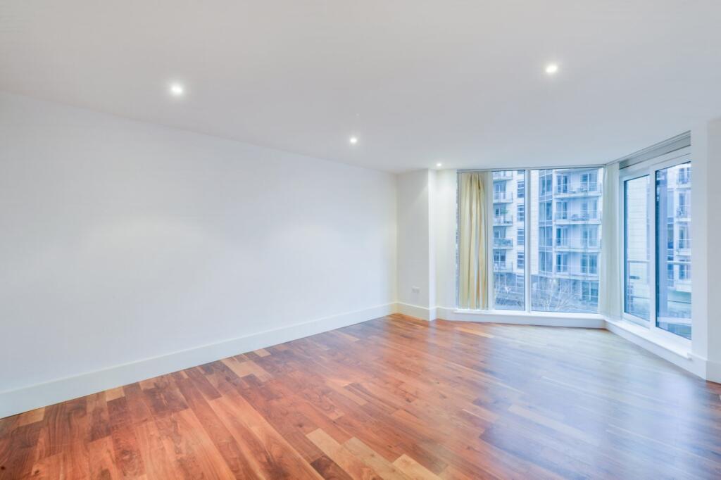 2 bed 1st Floor Flat for rent in London. From Kinleigh Folkard & Hayward - Lettings - Battersea Park Lettings