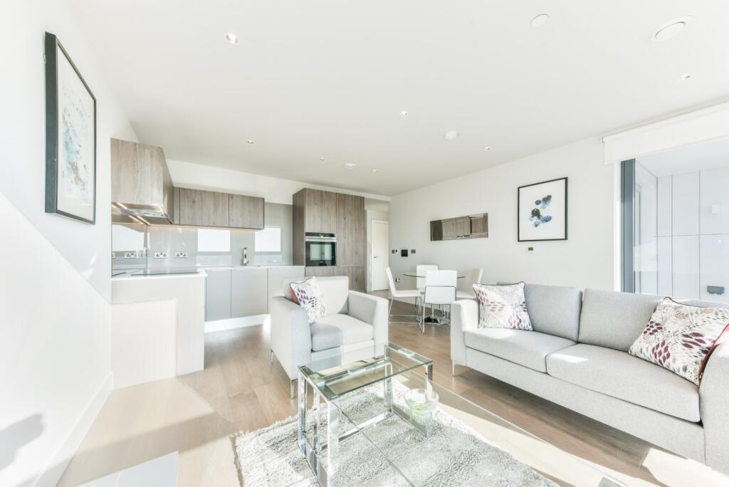 1 bed 1st Floor Flat for rent in Clapham. From Kinleigh Folkard & Hayward - Lettings - Battersea Park Lettings 1 bed 1st Floor Flat for rent in Clapham. From Kinleigh Folkard & Hayward - Lettings - Battersea Park Lettings