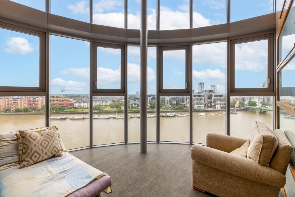 3 bed 1st Floor Flat for rent in Battersea. From Kinleigh Folkard & Hayward - Lettings - Battersea Park Lettings