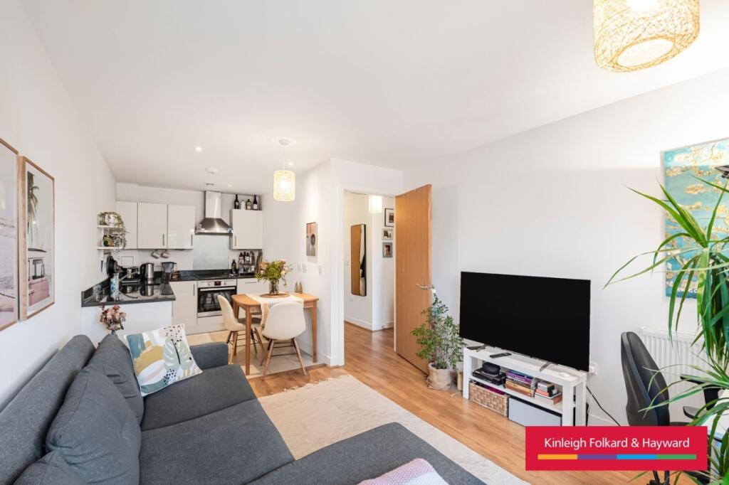 1 bed 1st Floor Flat for rent in Battersea. From Kinleigh Folkard & Hayward - Lettings - Battersea Park Lettings 1 bed 1st Floor Flat for rent in Battersea. From Kinleigh Folkard & Hayward - Lettings - Battersea Park Lettings