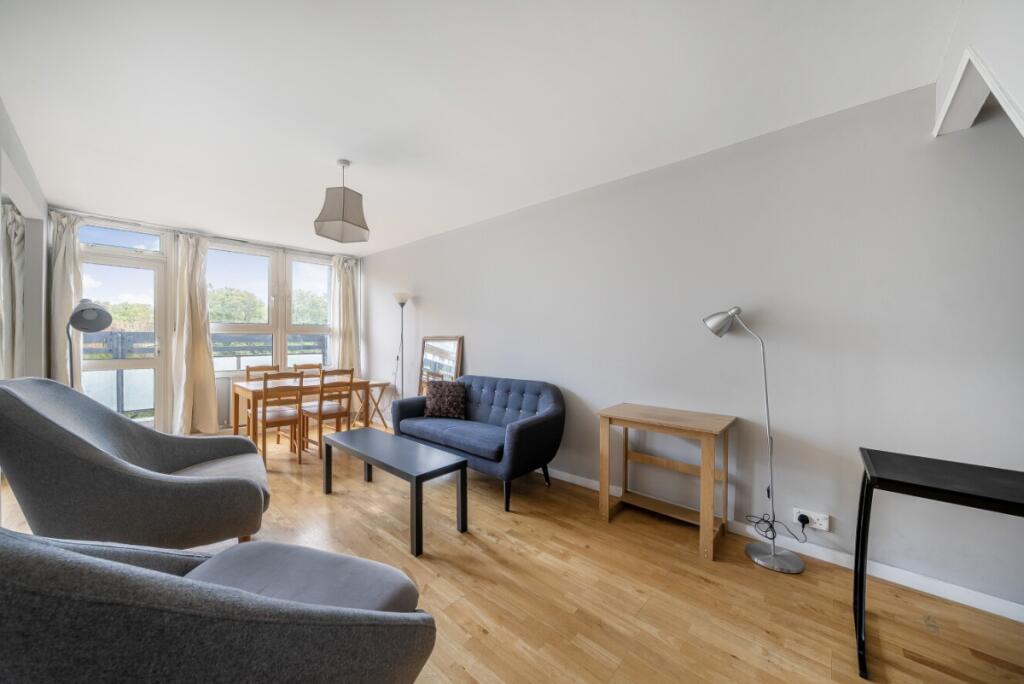 2 bed 1st Floor Flat for rent in Battersea. From Kinleigh Folkard & Hayward - Lettings - Battersea Park Lettings 2 bed 1st Floor Flat for rent in Battersea. From Kinleigh Folkard & Hayward - Lettings - Battersea Park Lettings