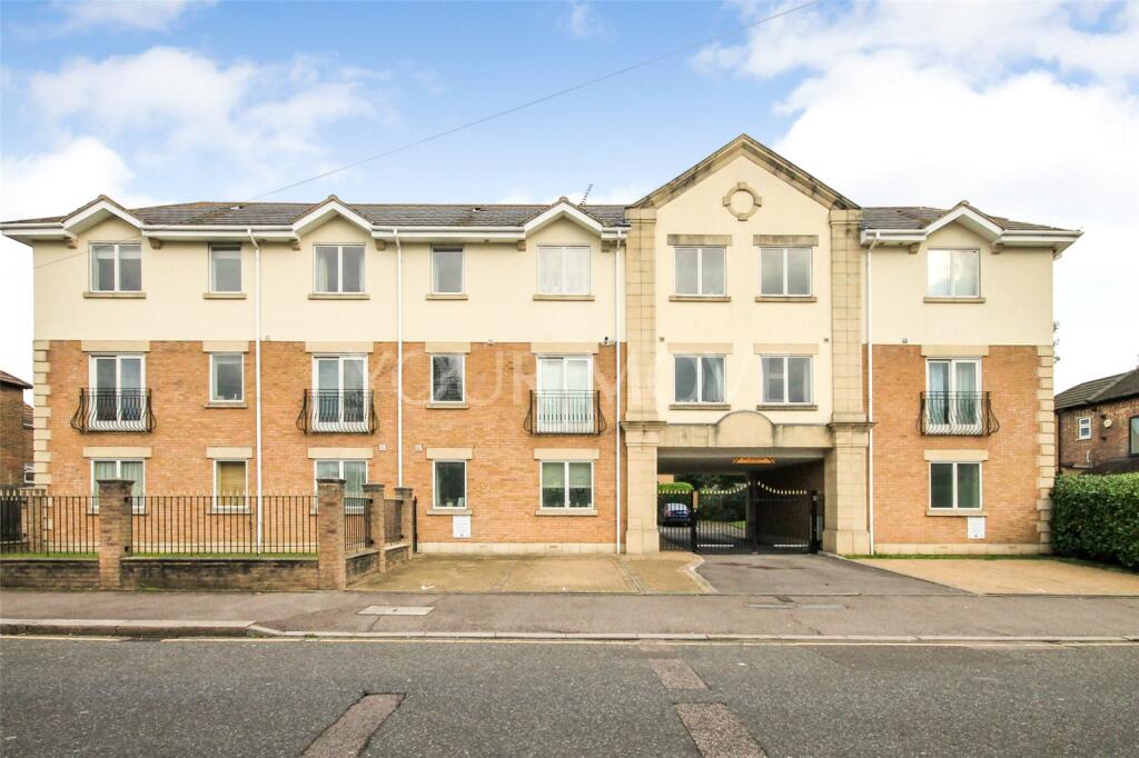 2 bed 1st Floor Flat for rent in Romford. From Your Move - Stewart & Co Romford