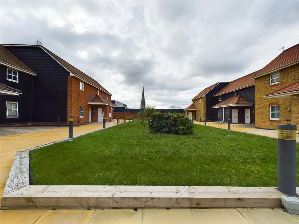 2 bed 1st Floor Flat for rent in Romford. From Your Move - Stewart & Co Romford