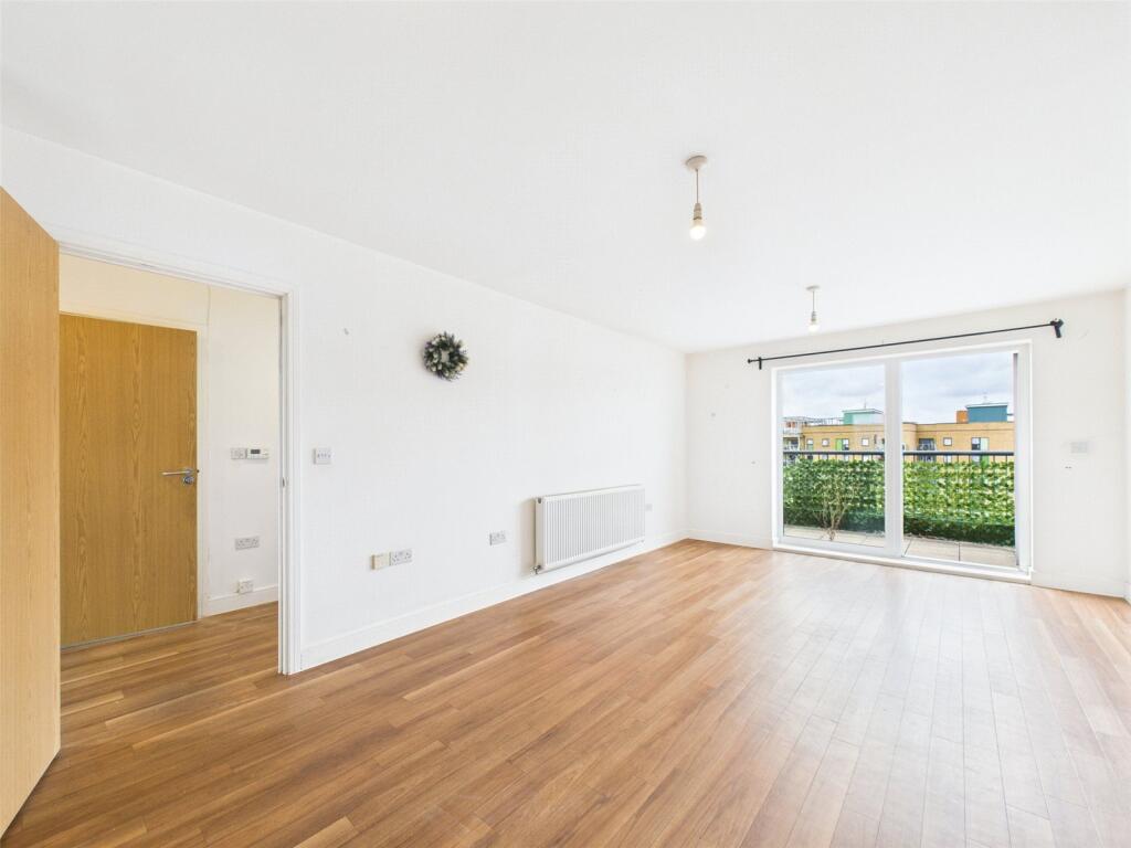 1 bed 1st Floor Flat for rent in Romford. From Your Move - Stewart & Co Romford 1 bed 1st Floor Flat for rent in Romford. From Your Move - Stewart & Co Romford