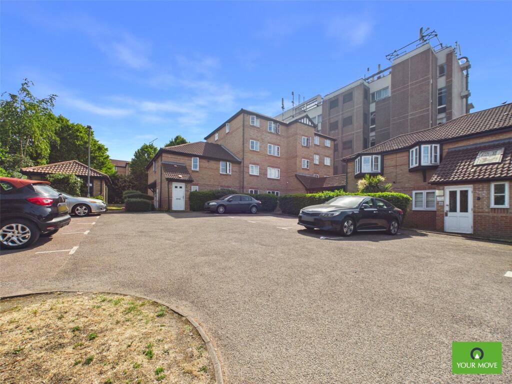 1 bed 1st Floor Flat for rent in Romford. From Your Move - Stewart & Co Romford