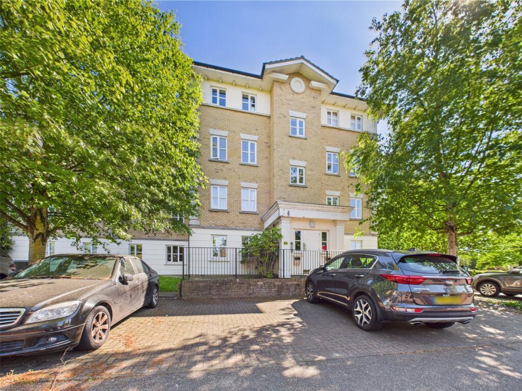 2 bed 1st Floor Flat for rent in Romford. From Your Move - Stewart & Co Romford