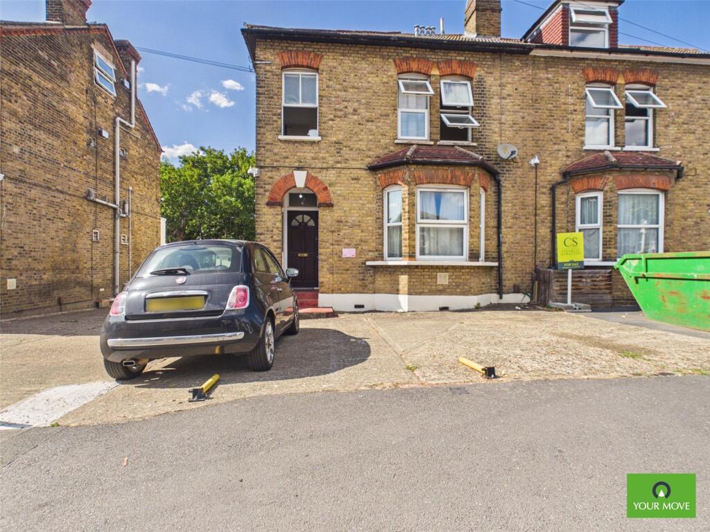 1 bed 1st Floor Flat for rent in Romford. From Your Move - Stewart & Co Romford