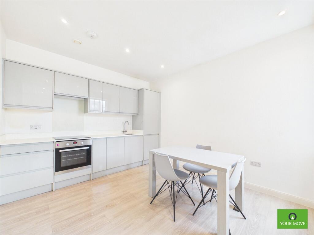 0 bed 1st Floor Flat for rent in Hornchurch. From Your Move - Stewart & Co Romford