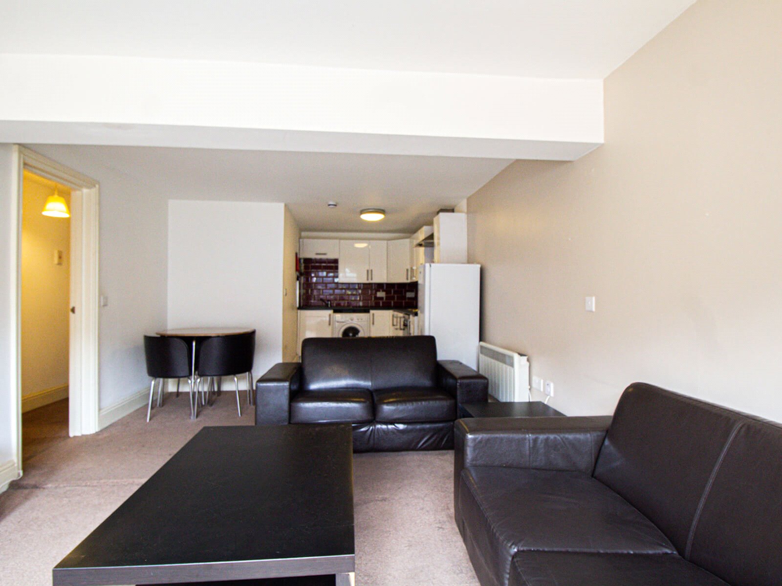 2 bed apartment for rent in Leeds. From YPP - Leeds