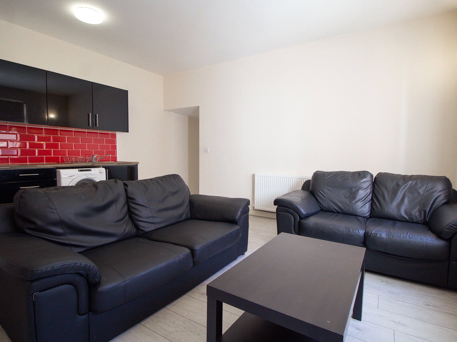 2 bed apartment for rent in Leeds. From YPP - Leeds