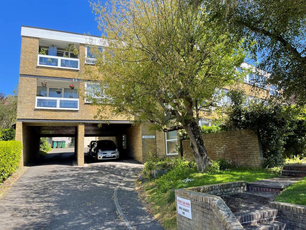 1 bed 1st Floor Flat for rent in Hythe. From Laing Bennett Estate & Letting Agents - Lyminge - Folkestone