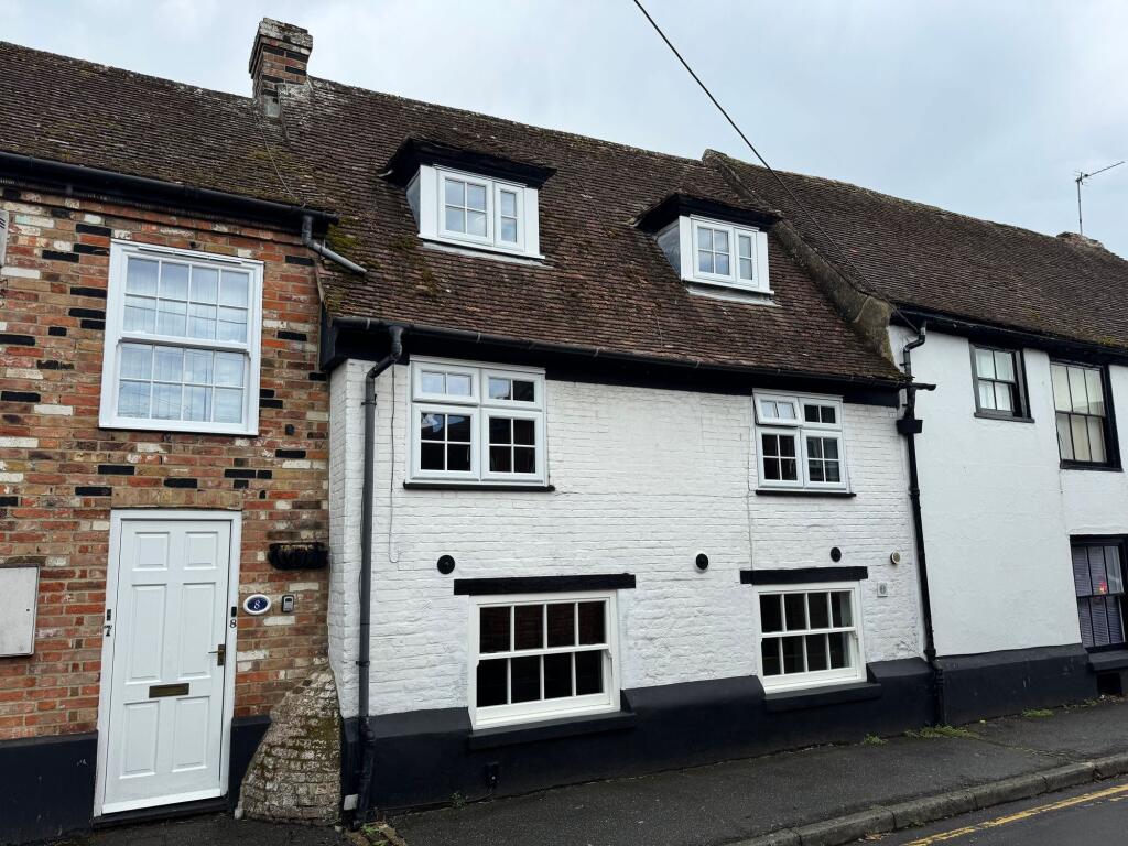 3 bed Mid Terraced House for rent in New Romney. From Laing Bennett Estate & Letting Agents - Lyminge - Folkestone