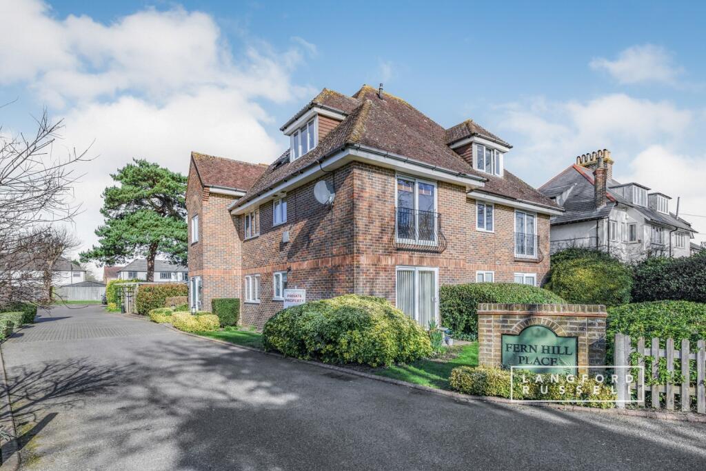 2 bed 1st Floor Flat for rent in Farnborough. From Langford Russell - Locksbottom 2 bed 1st Floor Flat for rent in Farnborough. From Langford Russell - Locksbottom