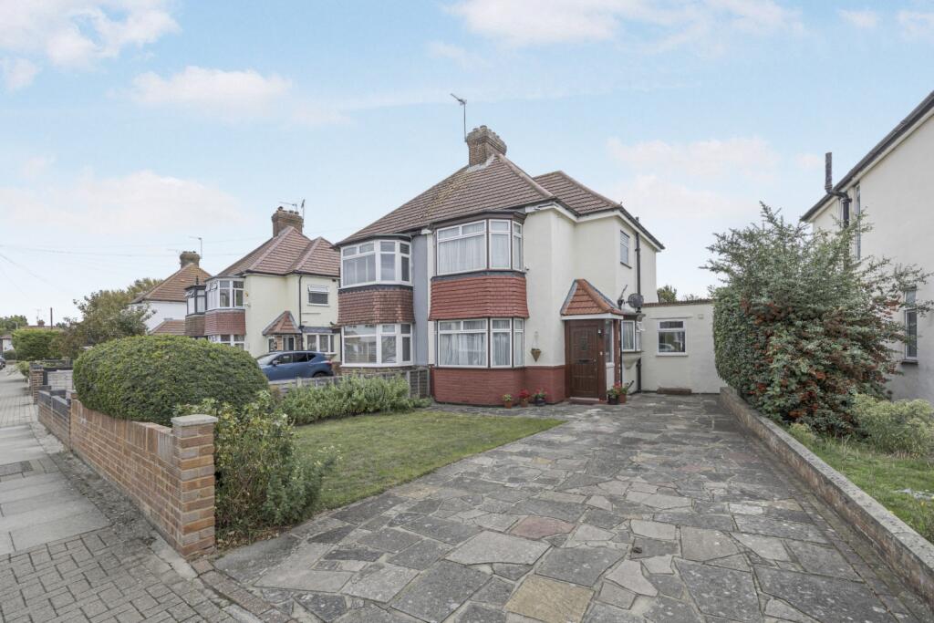 3 bed Semi Detached for rent in Orpington. From Langford Russell - Orpington 3 bed Semi Detached for rent in Orpington. From Langford Russell - Orpington