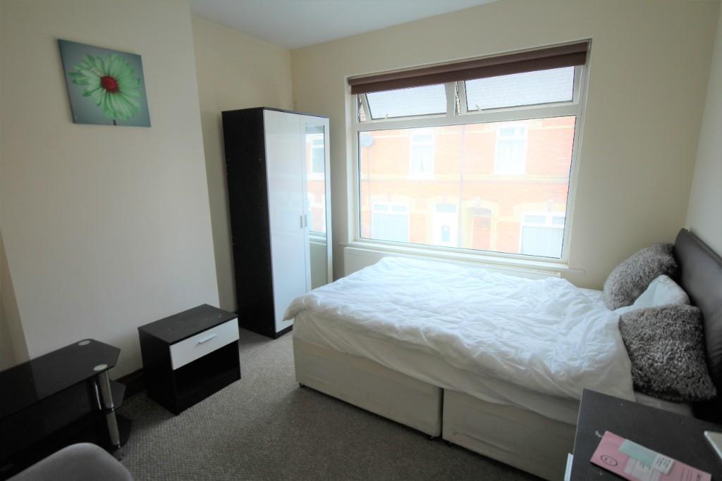 1 bed HMO for rent in Kettering. From Let It! - Kettering