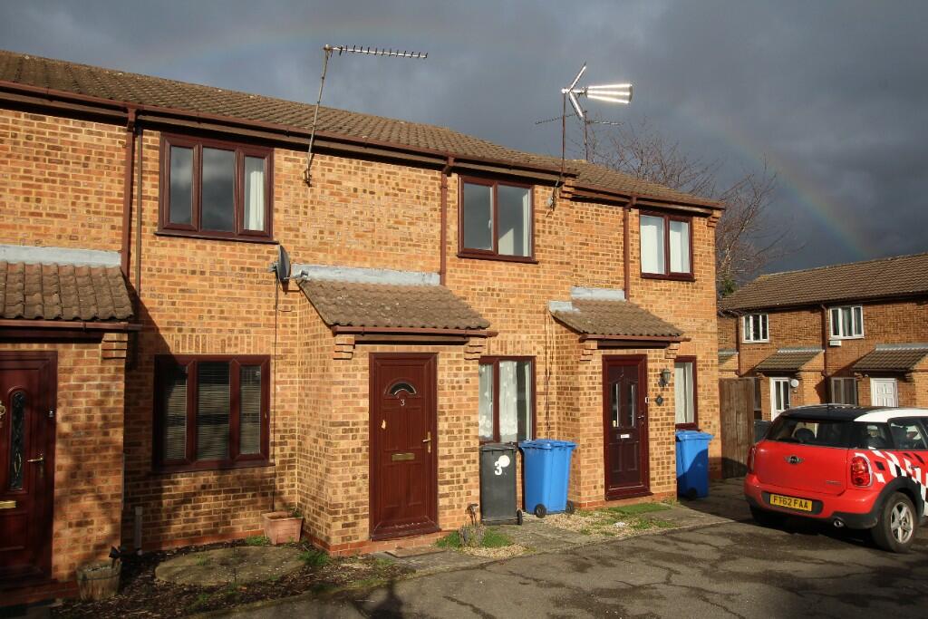 2 bed Mid Terraced House for rent in Kettering. From Let It! - Kettering