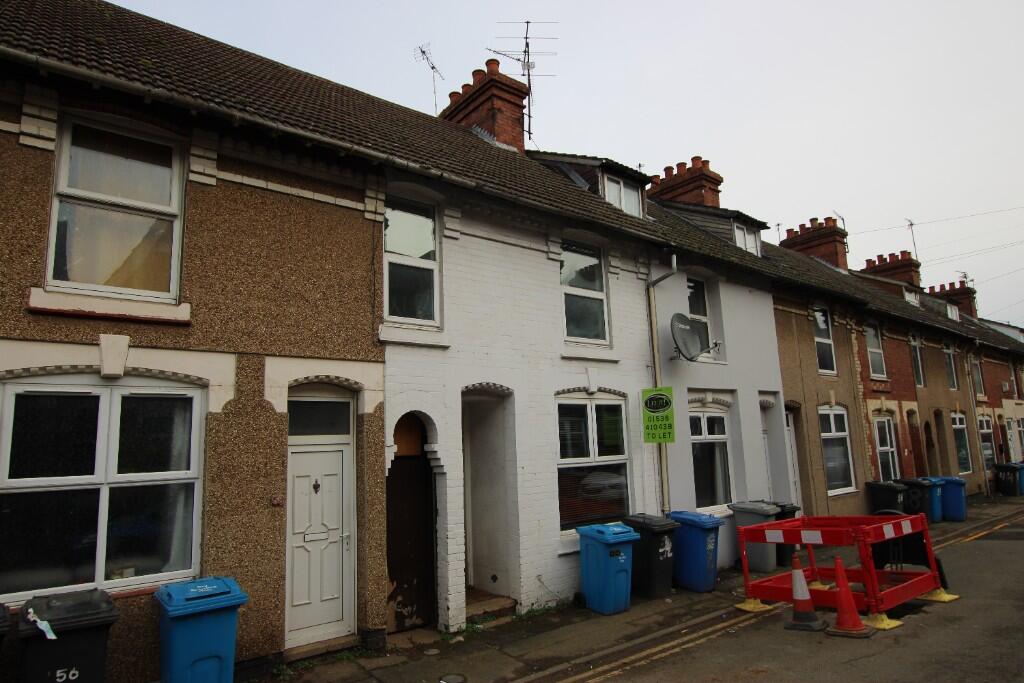 3 bed Mid Terraced House for rent in Kettering. From Let It! - Kettering