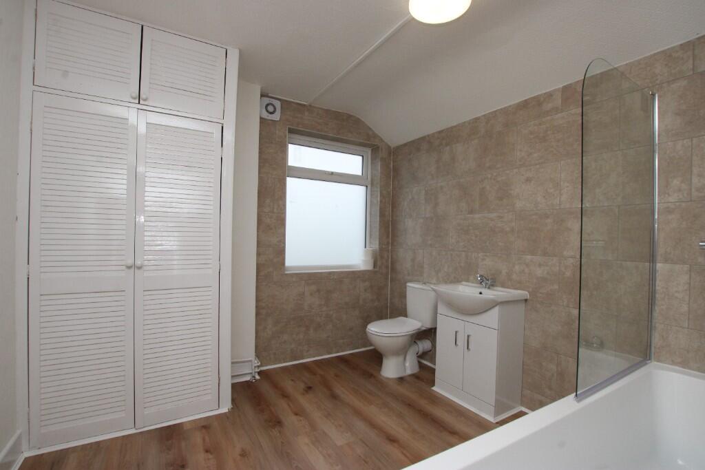 2 bed Duplex for rent in Kettering. From Let It! - Kettering