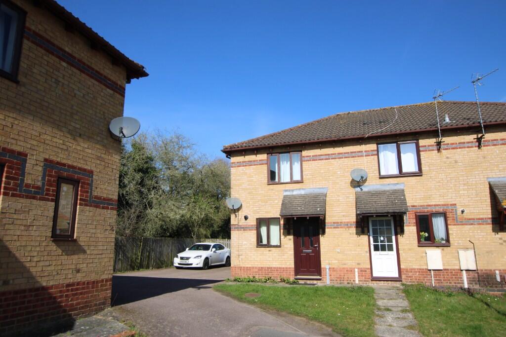 2 bed End of Terrace for rent in Burton Latimer. From Let It! - Kettering