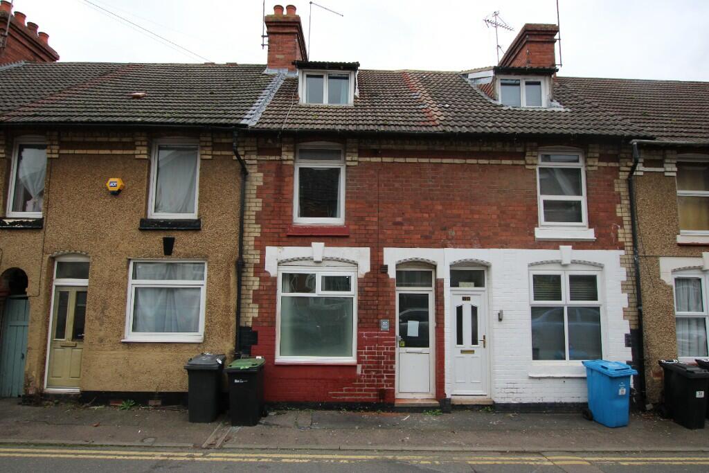 1 bed HMO for rent in Kettering. From Let It! - Kettering